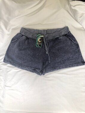 NWT Uzzi The Land & Ocean Co Amphibious Shorts Size L